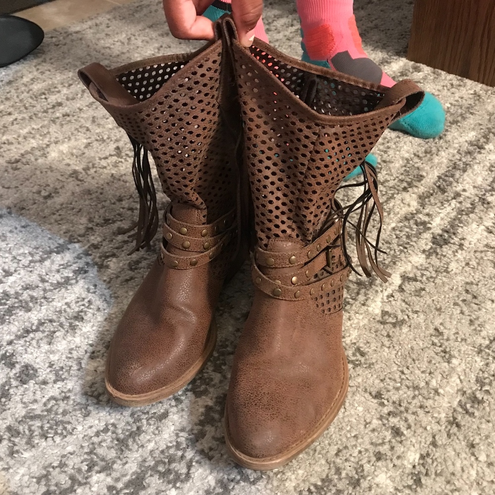 Booties - Picture 3 of 5